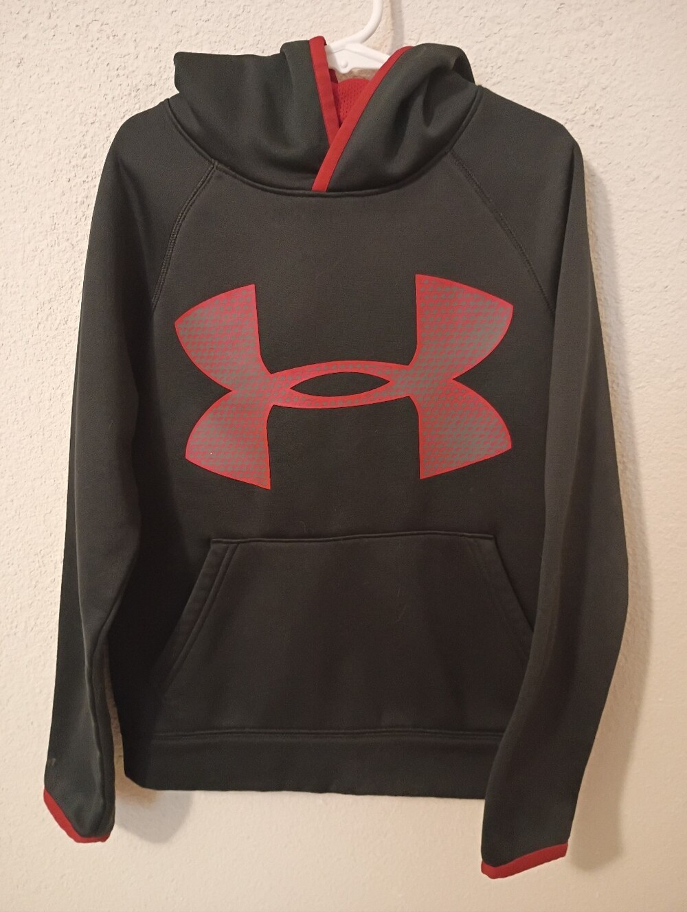 Under Armour Boys Black  Sweater with Red Logo Accents